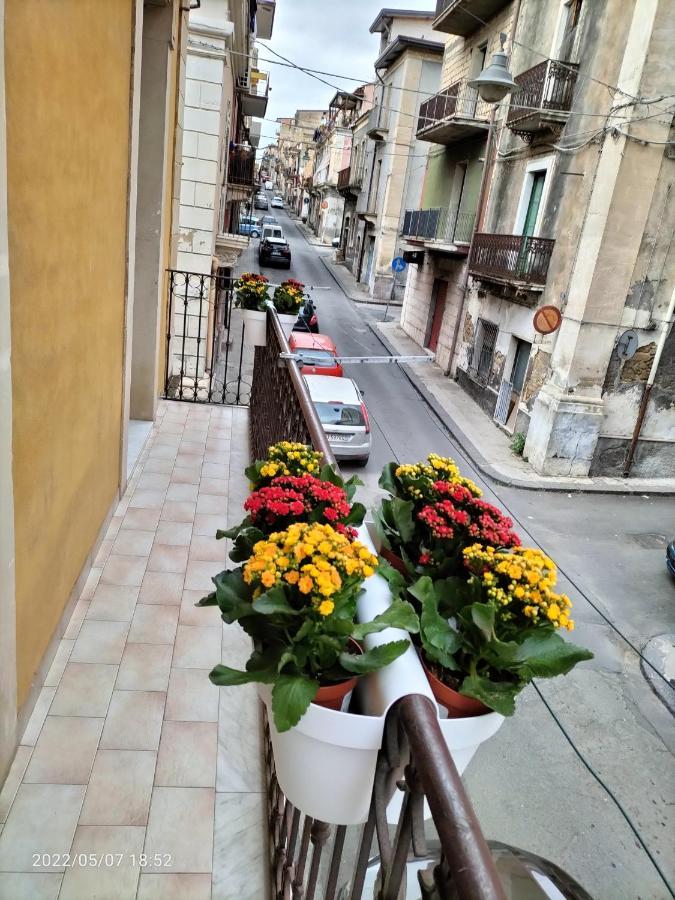 Beatrice Apartment Con 1Camera Da Letto, Un Soggiorno Cucina E Bagno Scordia 外观 照片